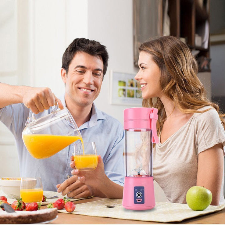Tragbarer Smoothie-Mixer mit Trinkfunktion